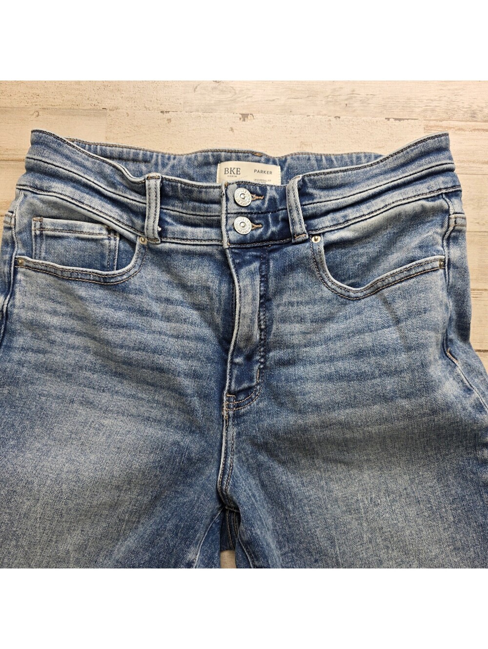 BKE Parker HIgh Rise Cropped Straight Raw Hem Dual Button Women's 30x28 - Picture 3 of 10